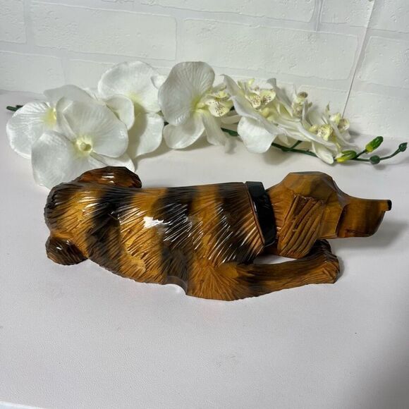 Hand carved wooden Dog bobble head - Picture 5 of 12